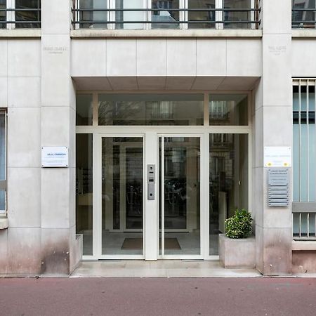 2 Pieces Proche Metro, Montrouge Apartment Exterior photo