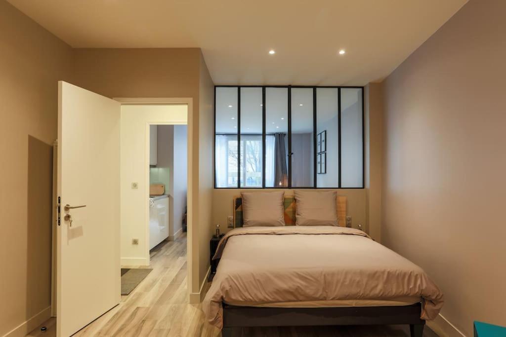 2 Pieces Proche Metro, Montrouge Apartment Exterior photo